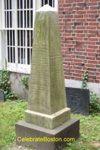 Thomas Cushing Tomb Marker